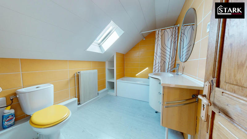 Maison - 107 m² - 6 pièces