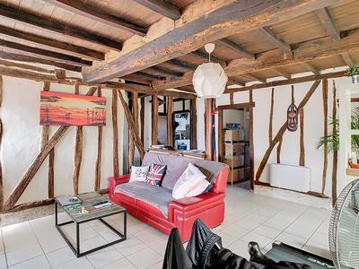 Maison en pierre - 77 m² - 3 pièces