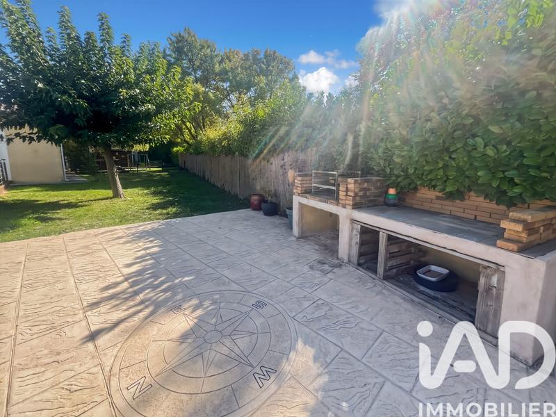 Maison - 228 m² - 10 pièces