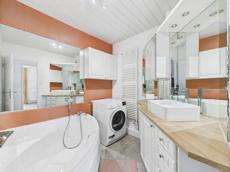 Appartement - 111 m² - 5 pièces