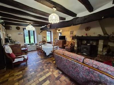 Maison - 94 m² - 4 pièces