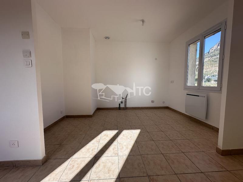 Maison - 74 m² - 4 pièces