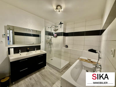 Appartement - 96 m² - 4 pièces