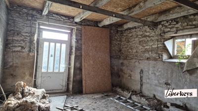 Maison - 160 m² - 4 pièces