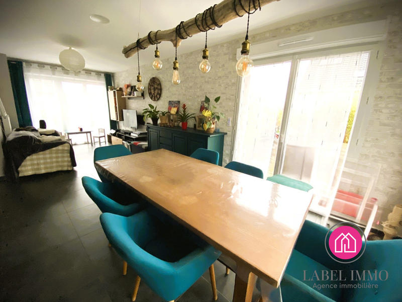 Maison - 97 m² - 5 pièces