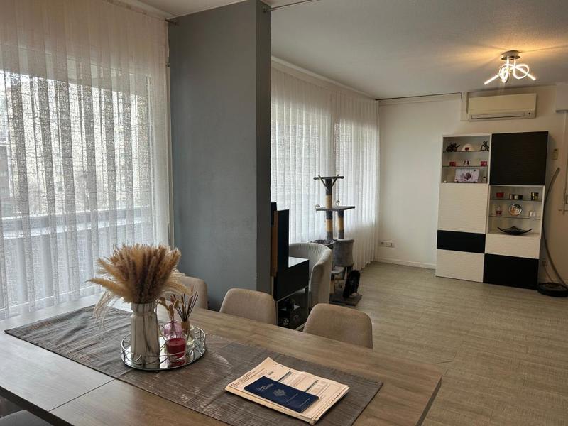 Appartement - 100 m² - 4 pièces