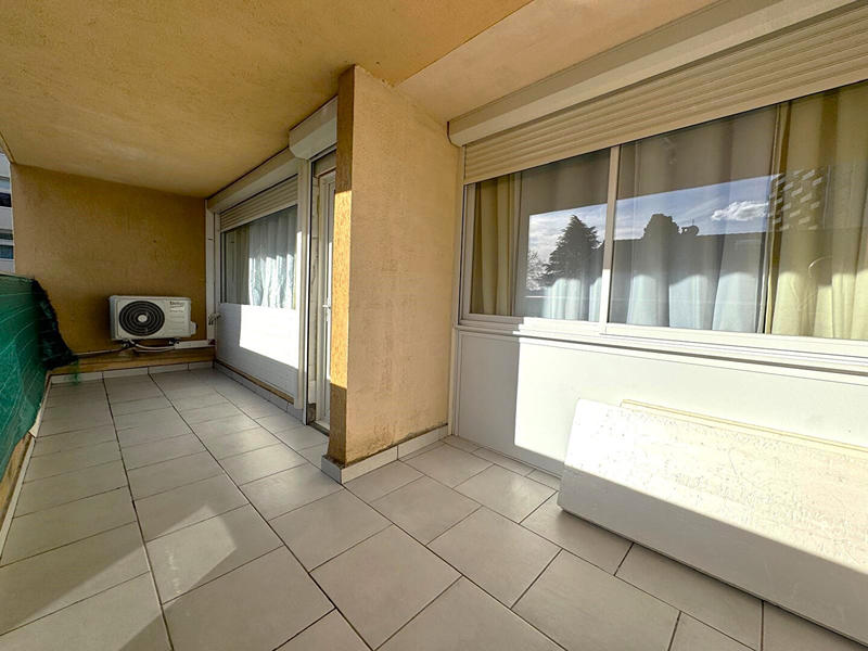 Appartement - 70 m² - 4 pièces