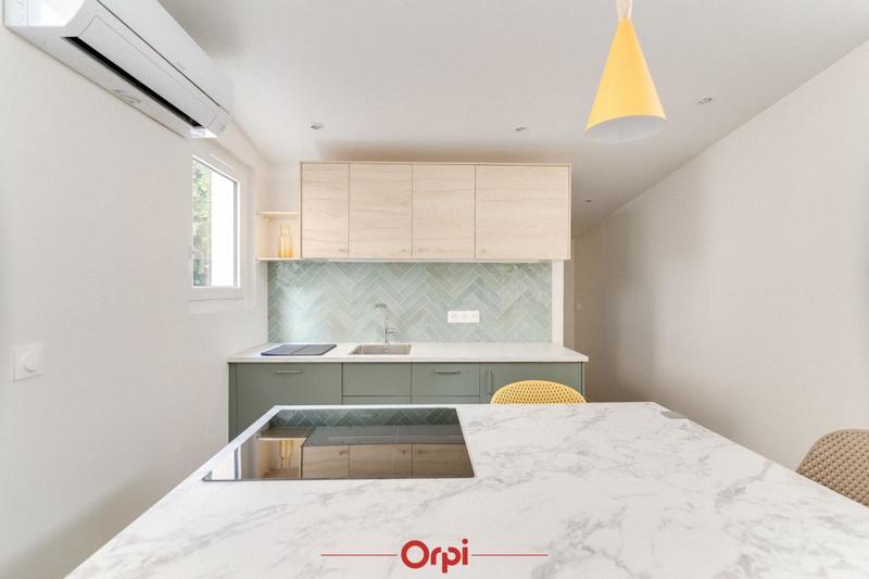 Loft - 38 m² - 2 pièces