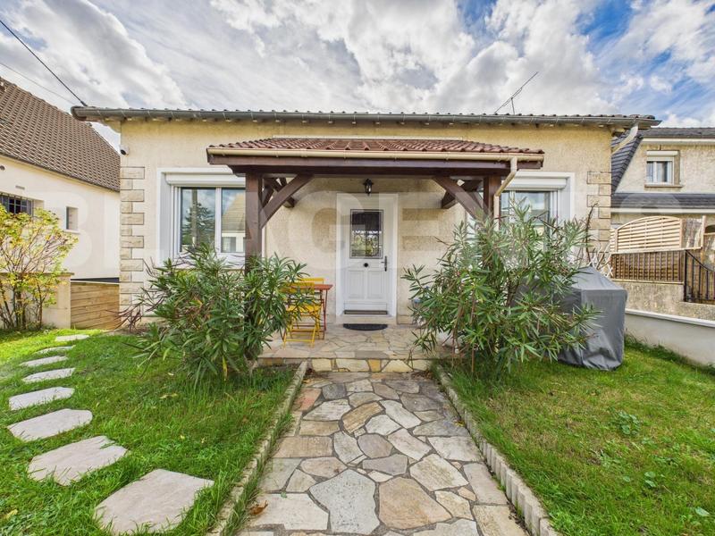 Maison - 107 m² - 5 pièces