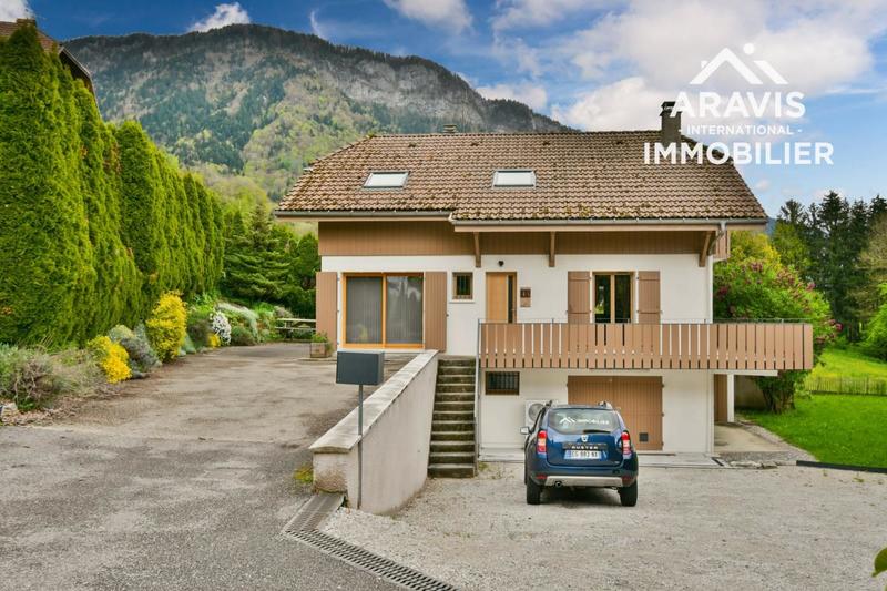 Maison - 159 m² - 7 pièces
