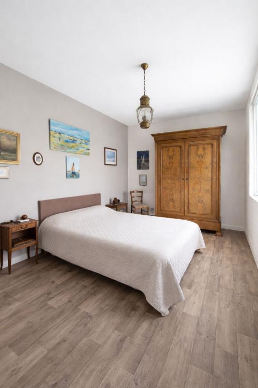 Maison - 220 m² - 6 pièces