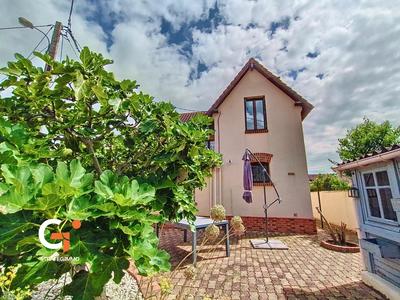 Maison - 84 m² - 4 pièces