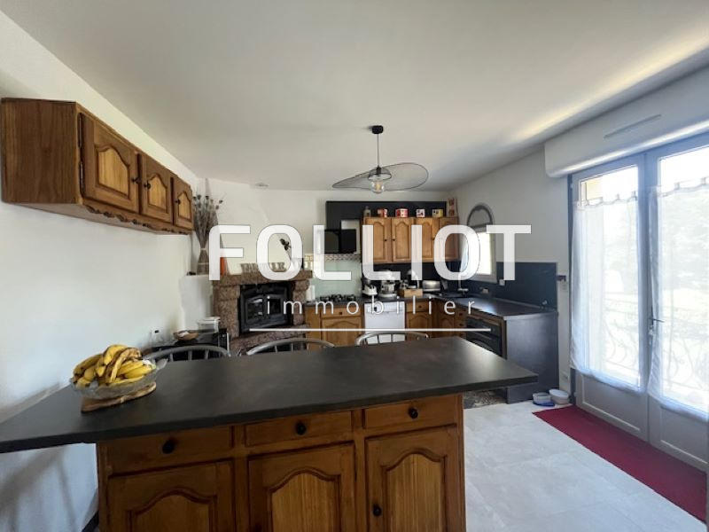 Maison - 177 m² - 7 pièces