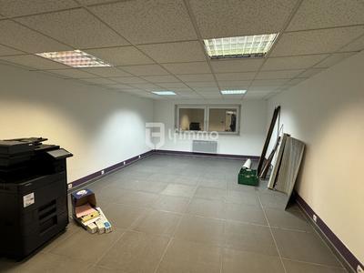 Bureau - 169 m² - 4 pièces