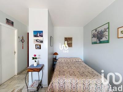 Studio - 25 m² - 1 pièce