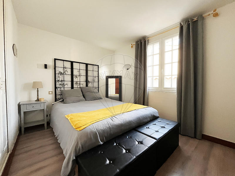 Maison - 166 m² - 6 pièces