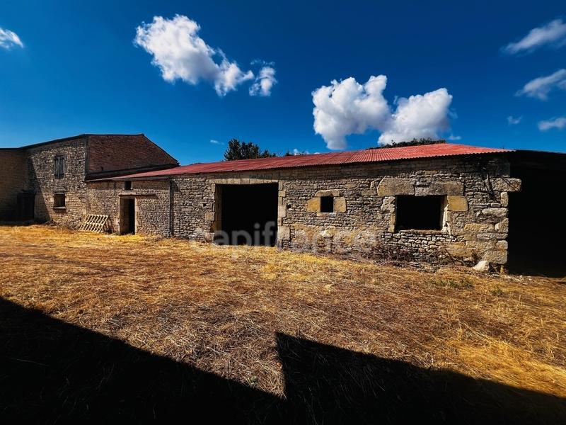 Grange - 155 m² - 4 pièces