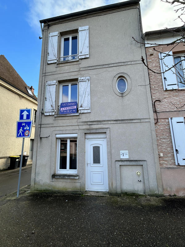 Maison - 57 m² - 4 pièces
