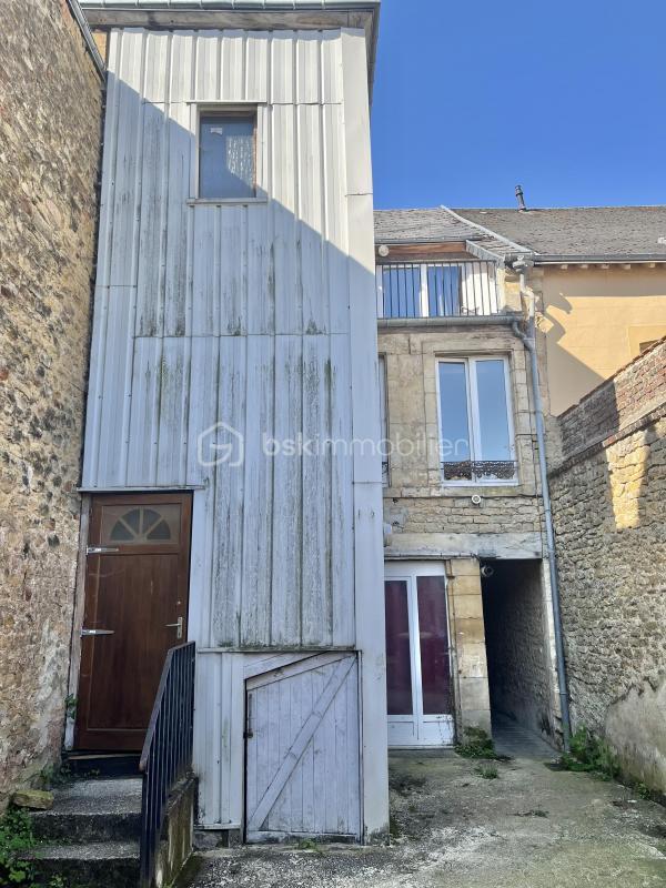 Immeuble - 185 m² - 8 pièces