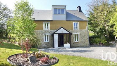 Maison - 136 m² - 4 pièces