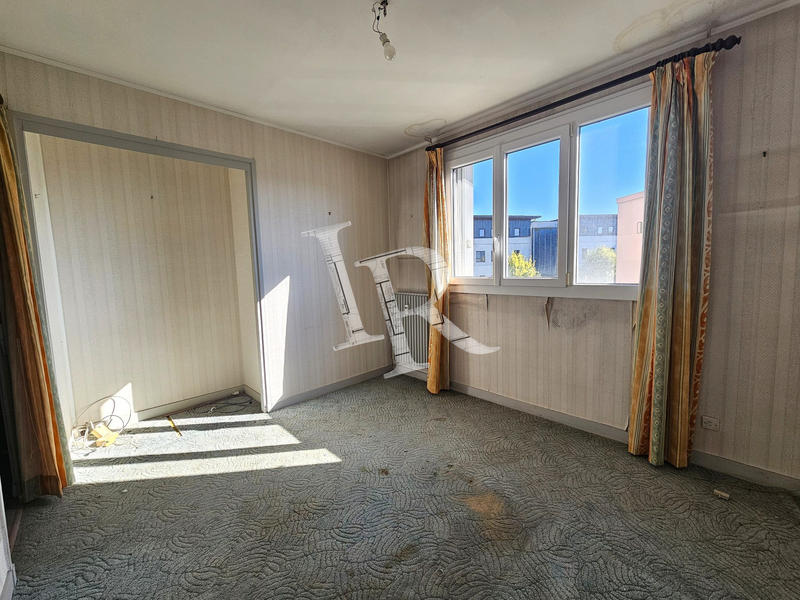 Appartement - 82 m² - 4 pièces