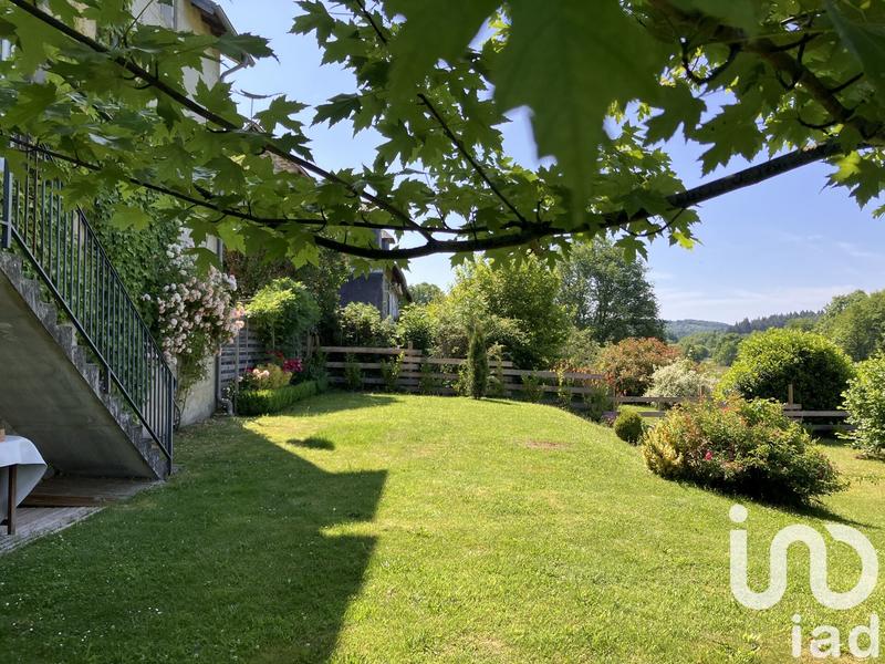 Maison - 250 m² - 9 pièces