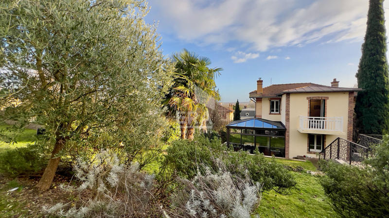 Maison - 167 m² - 6 pièces