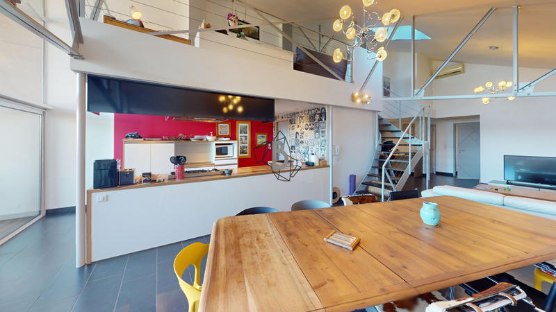 Duplex - 164 m² - 5 pièces