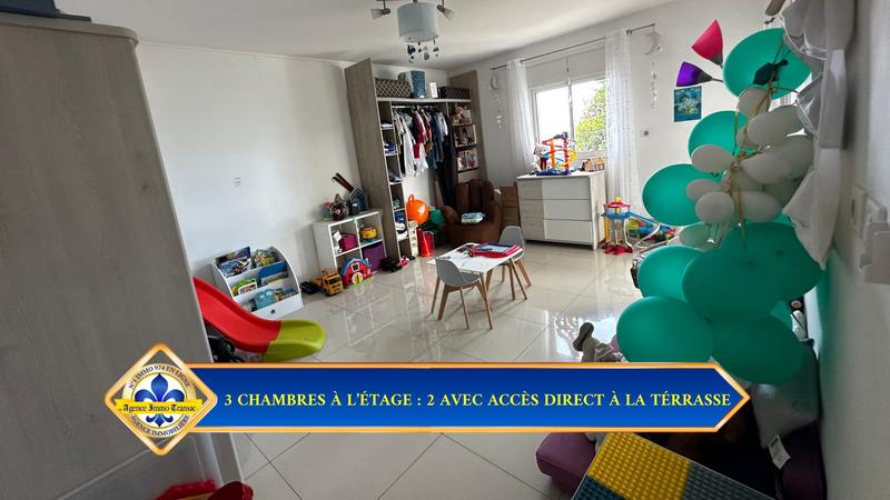 Villa - 288 m² - 6 pièces