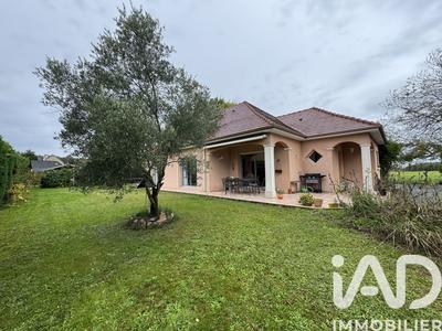 Maison - 147 m² - 6 pièces