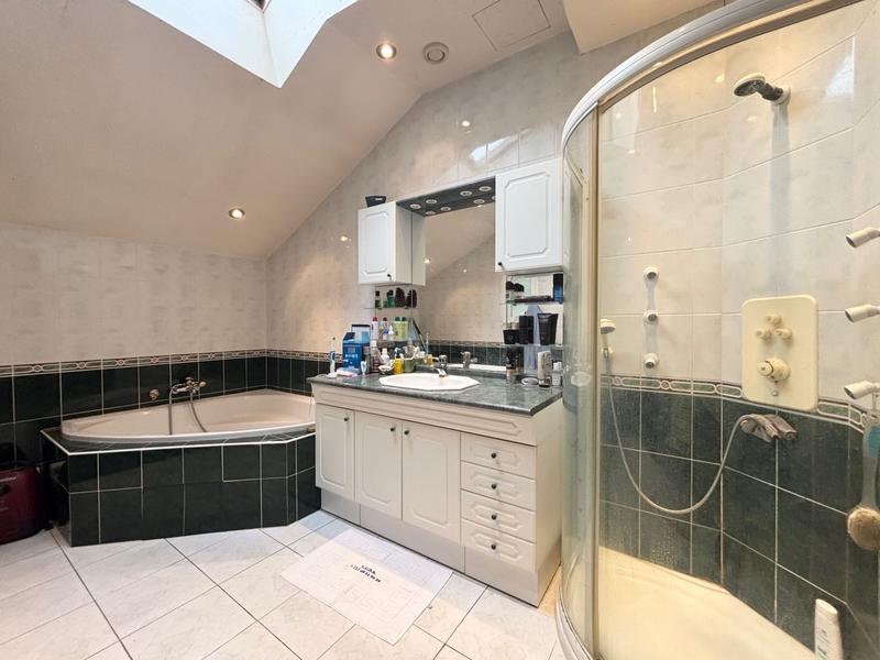 Maison - 112 m² - 6 pièces