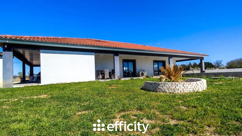 Maison - 140 m² - 5 pièces