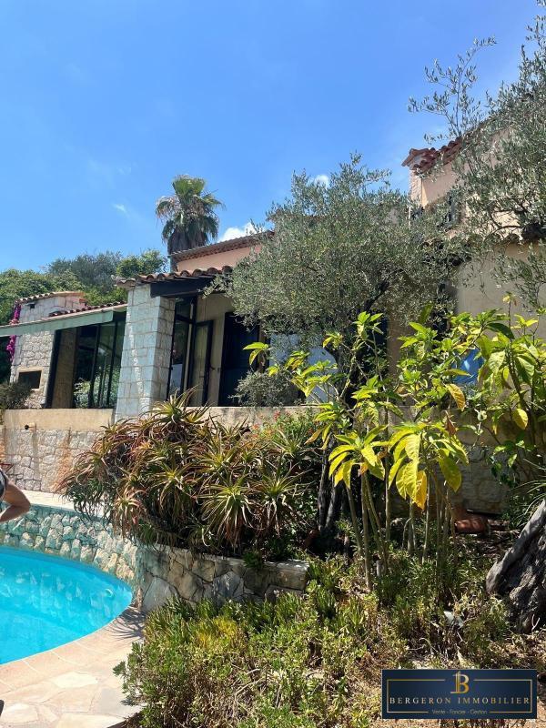 Villa - 197 m² - 8 pièces