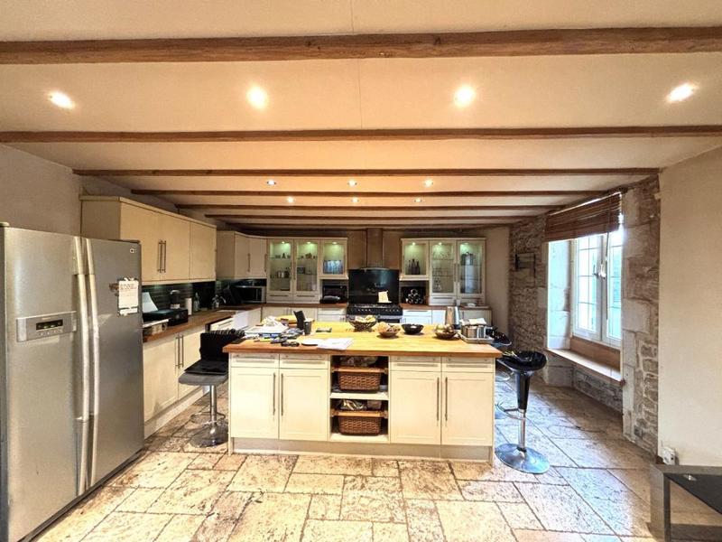 Maison en pierre - 126 m² - 5 pièces