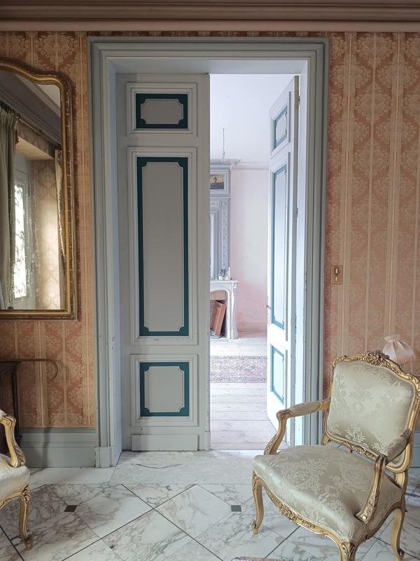 Maison - 250 m² - 7 pièces