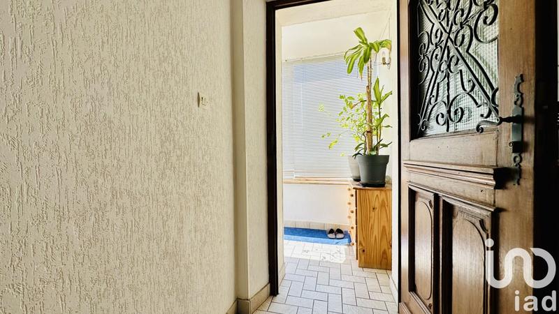 Maison - 210 m² - 8 pièces