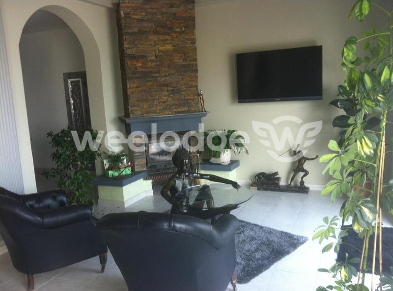 Maison - 182 m² - 7 pièces