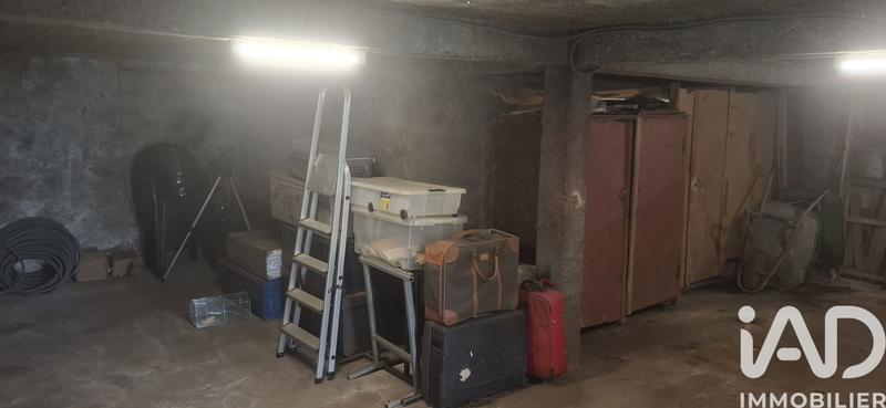 Maison - 236 m² - 5 pièces