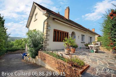 Maison - 160 m² - 8 pièces