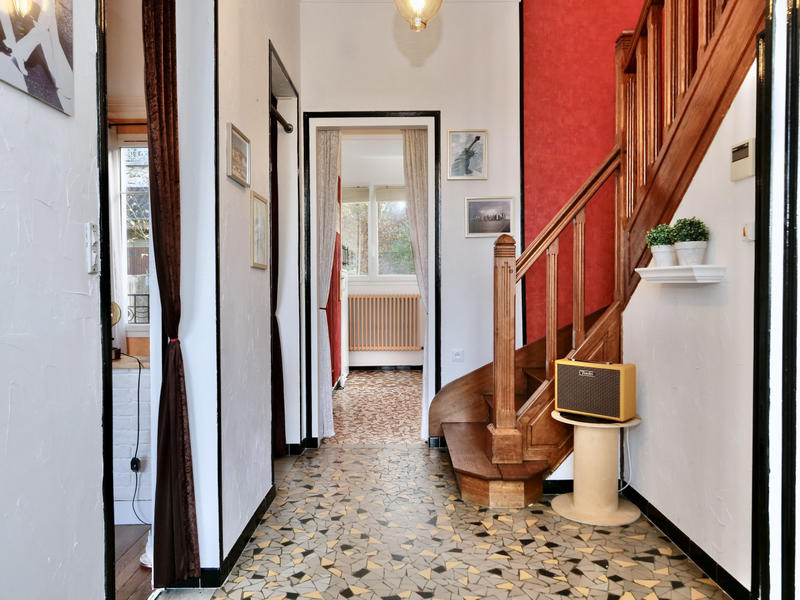 Maison - 85 m² - 5 pièces