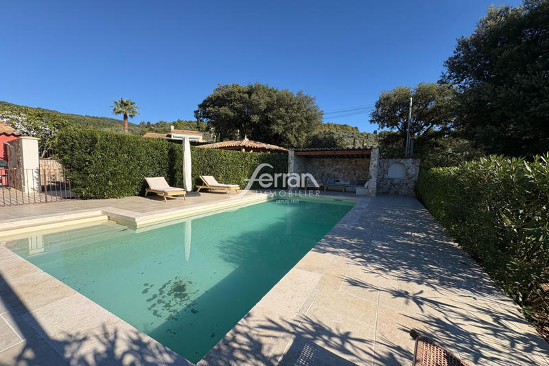 Maison - 170 m² - 8 pièces