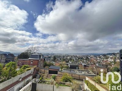 Appartement - 104 m² - 4 pièces