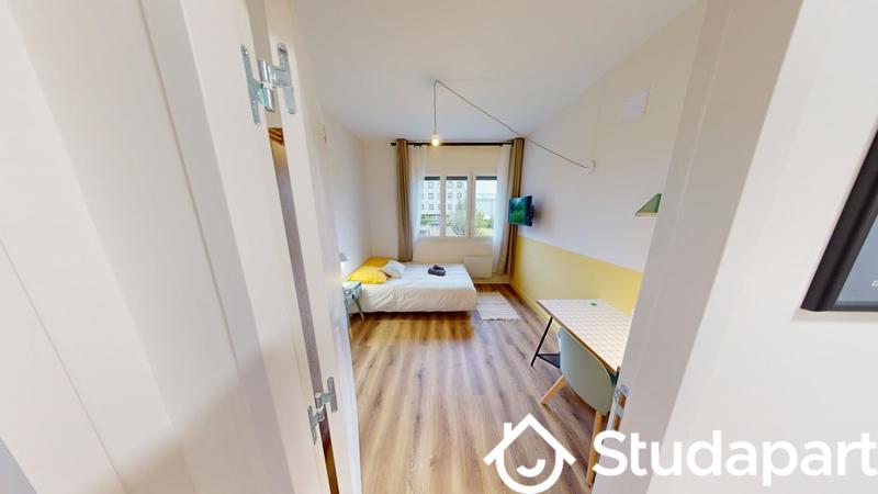 Chambre - 10 m² - 1 pièce