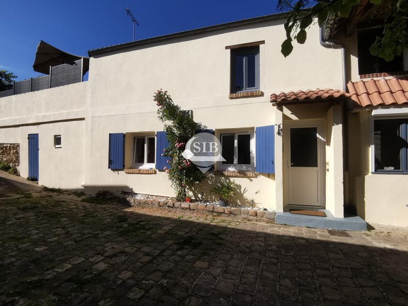 Maison ancienne - 105 m² - 5 pièces