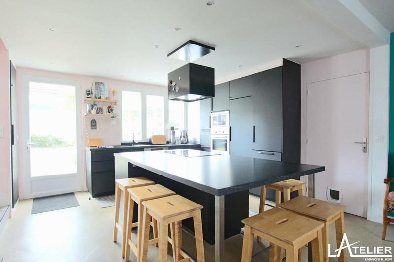 Maison - 140 m² - 6 pièces