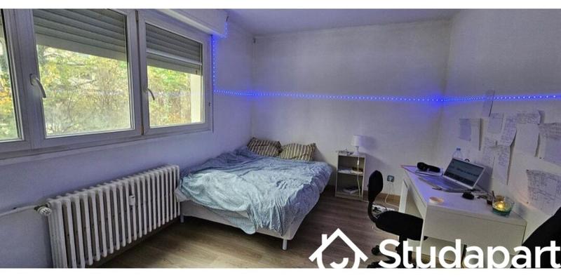 Chambre - 12 m² - 1 pièce