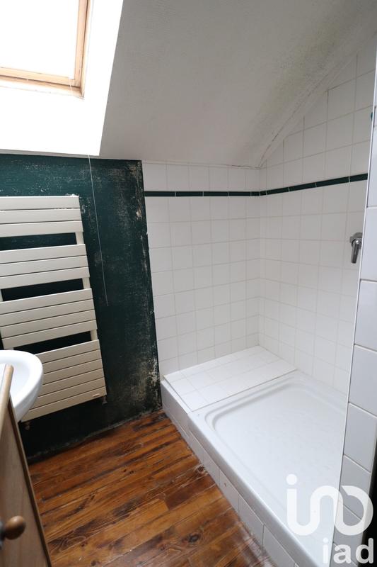 Maison - 220 m² - 11 pièces