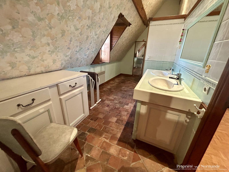 Maison ancienne - 172 m² - 7 pièces