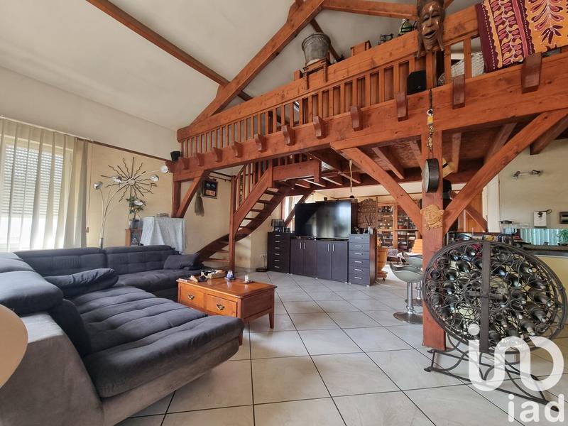 Maison - 192 m² - 4 pièces