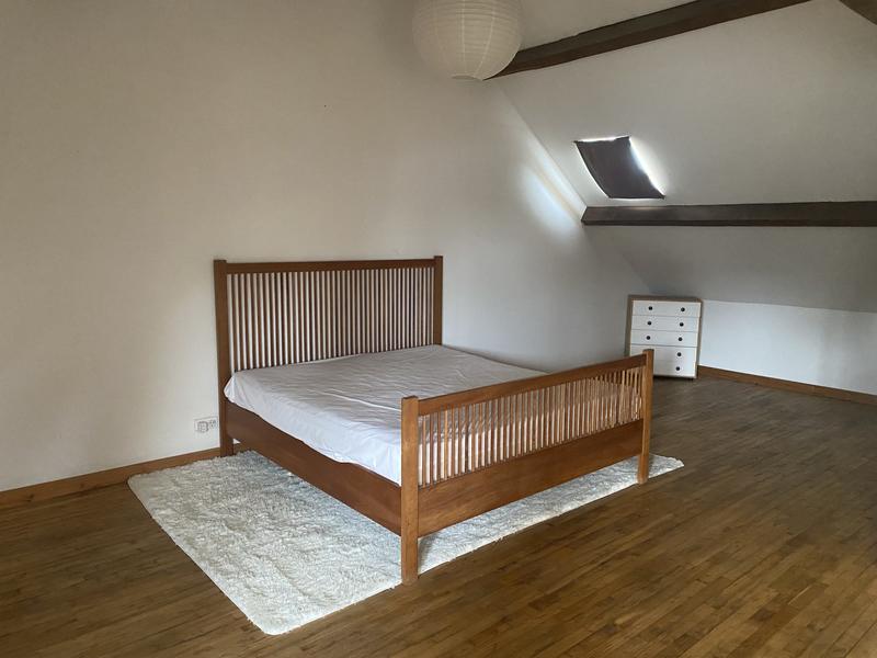 Maison - 240 m² - 9 pièces